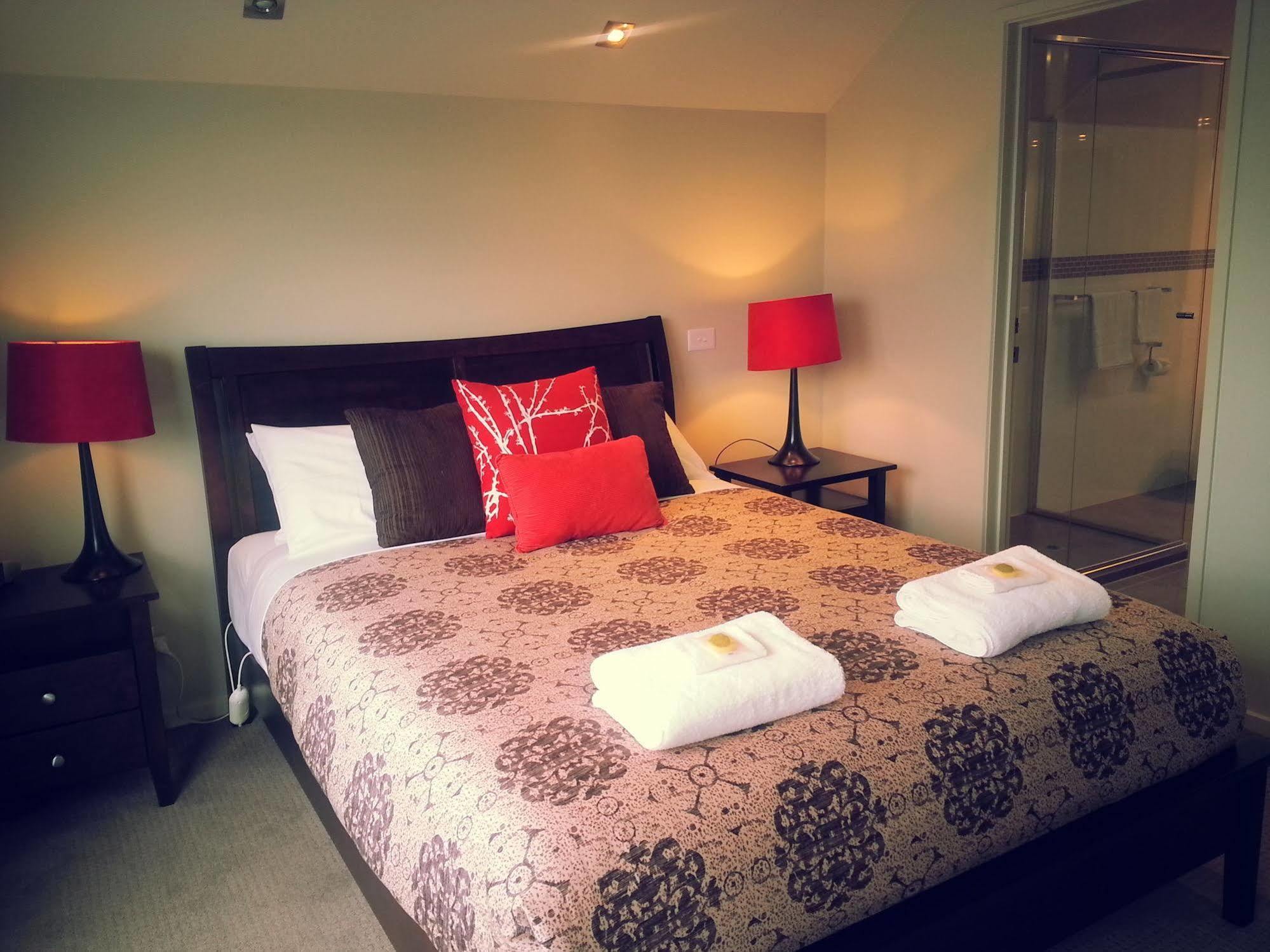 104 On Merri Apartment วอร์นามบูล ภายนอก รูปภาพ