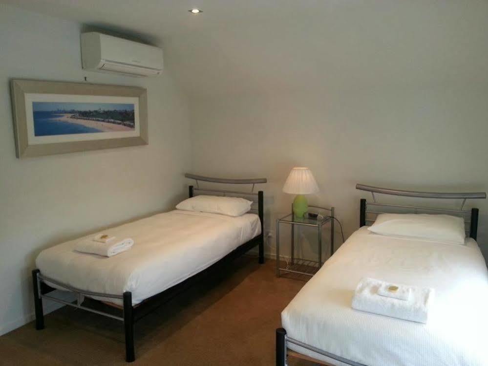 104 On Merri Apartment วอร์นามบูล ภายนอก รูปภาพ
