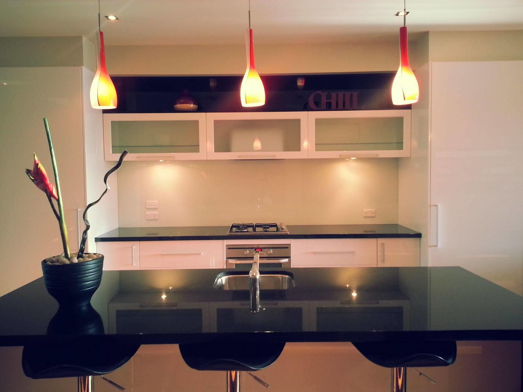 104 On Merri Apartment วอร์นามบูล ภายนอก รูปภาพ